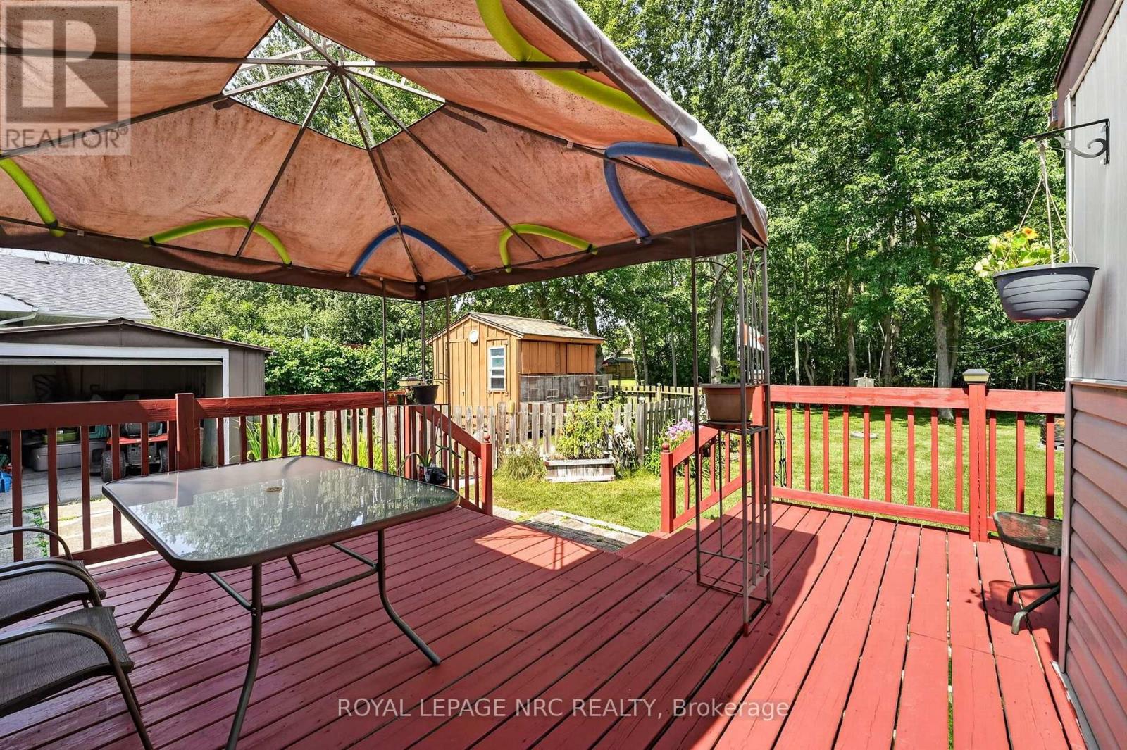 930 EDGEMERE ROAD - 35