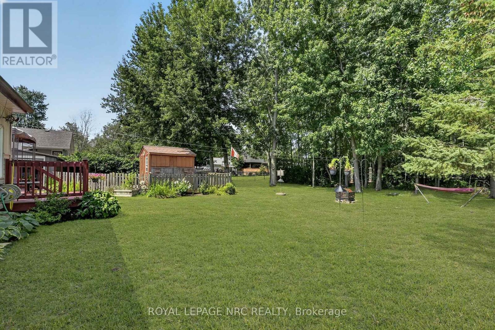 930 EDGEMERE ROAD - 37
