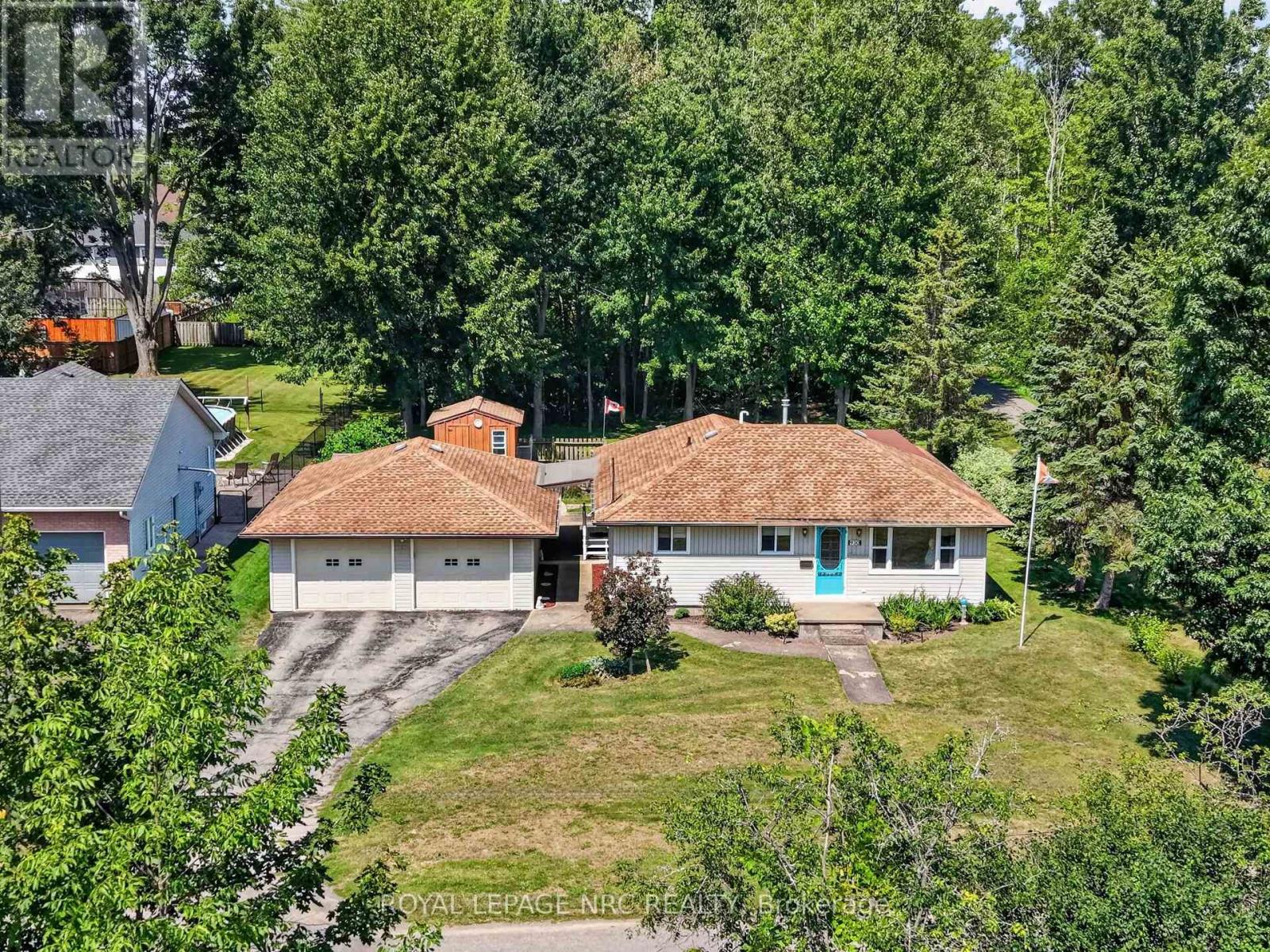 930 EDGEMERE ROAD - 49
