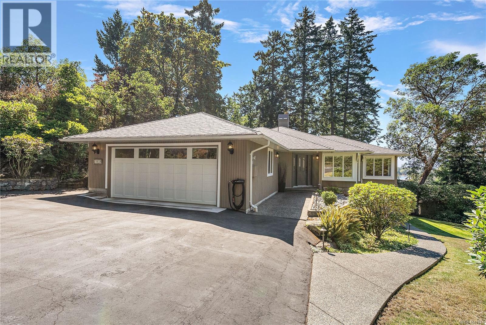10938 Prentice Pl, North Saanich