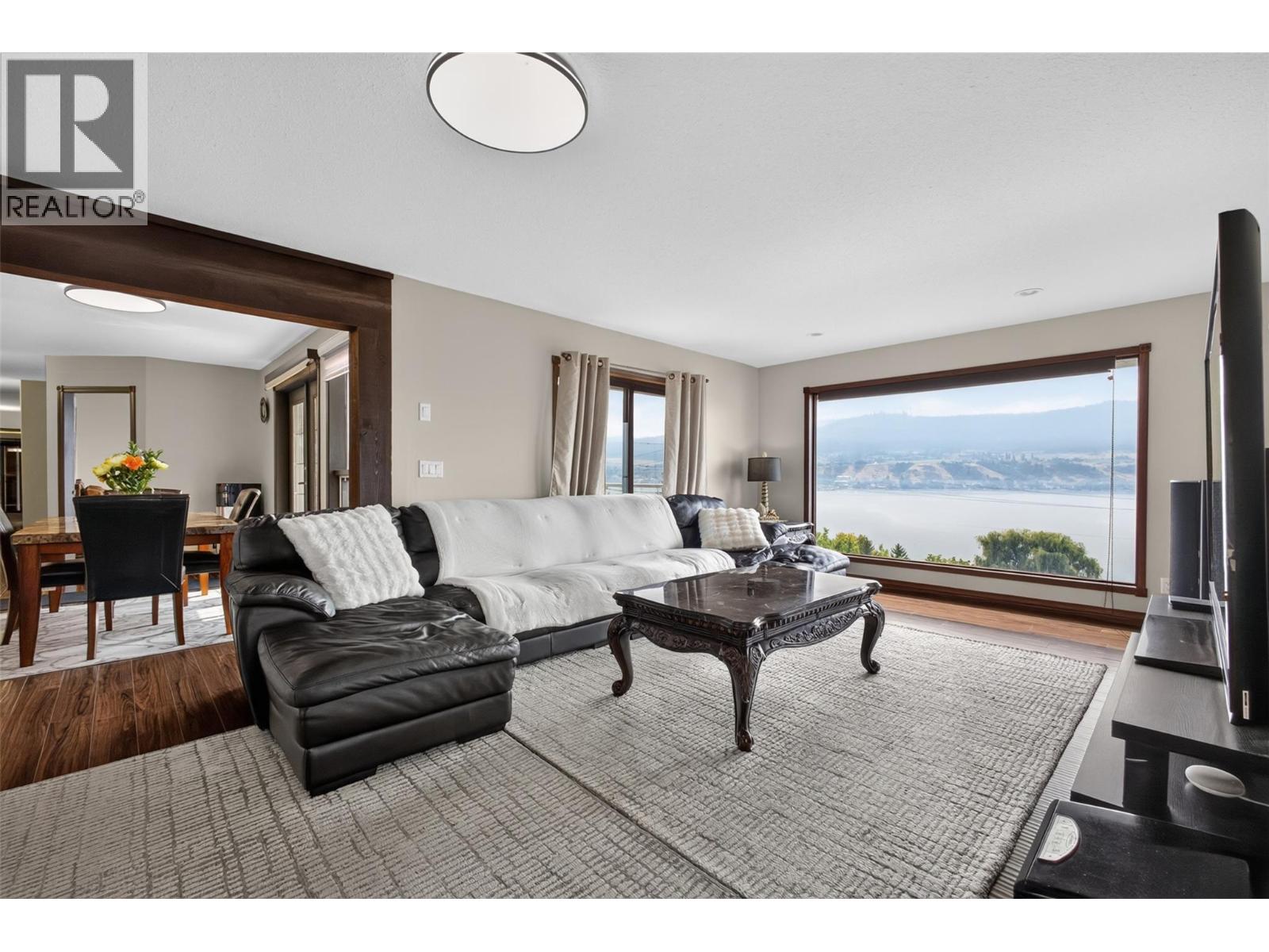 7959 Tronson Road, Vernon