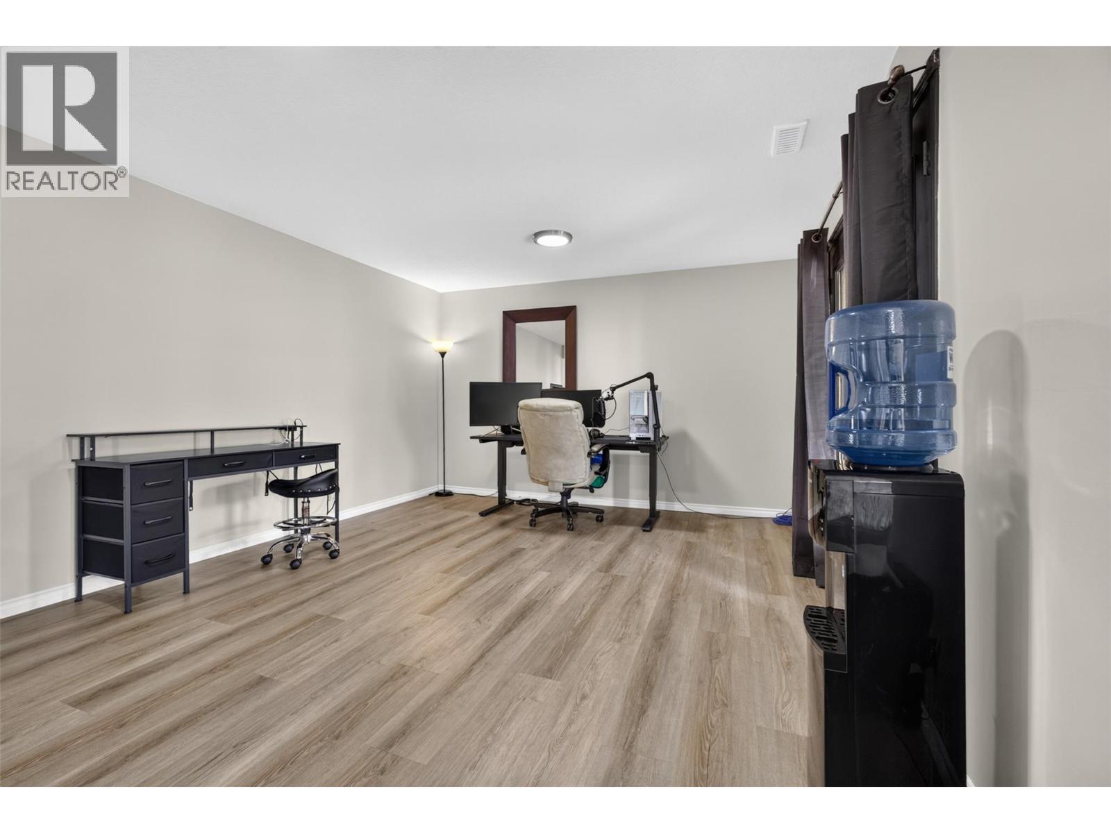 7959 Tronson Road, Vernon