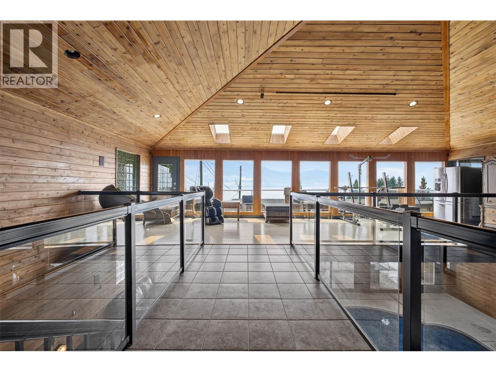 7959 Tronson Road, Vernon