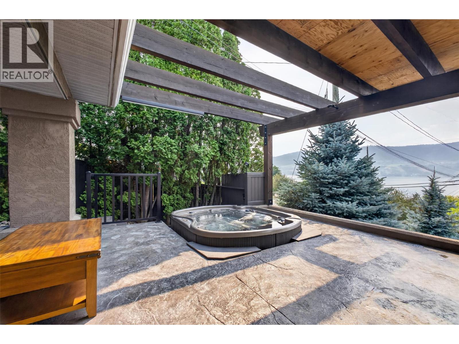 7959 Tronson Road, Vernon