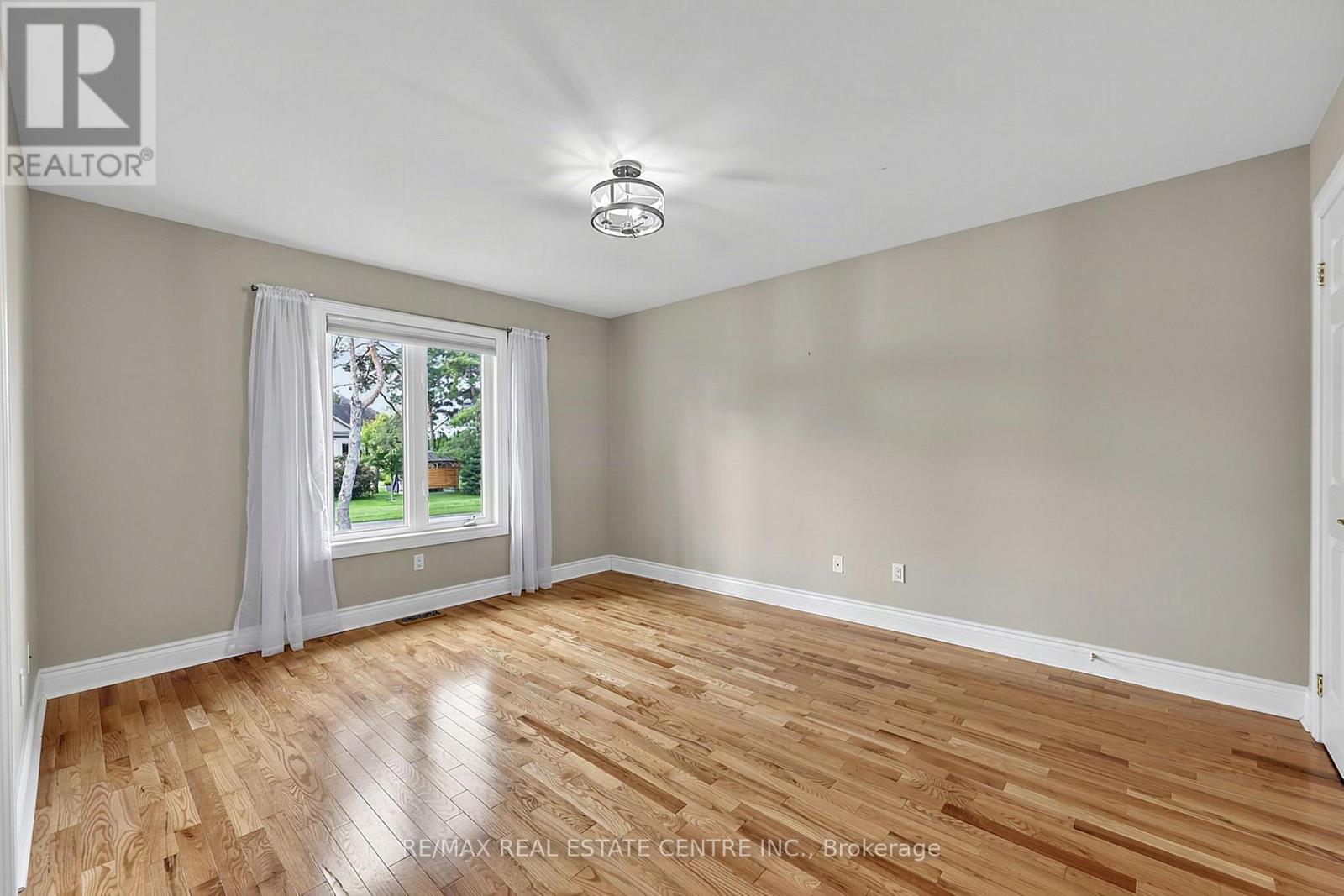 1603 WEDGEWOOD DRIVE - 28