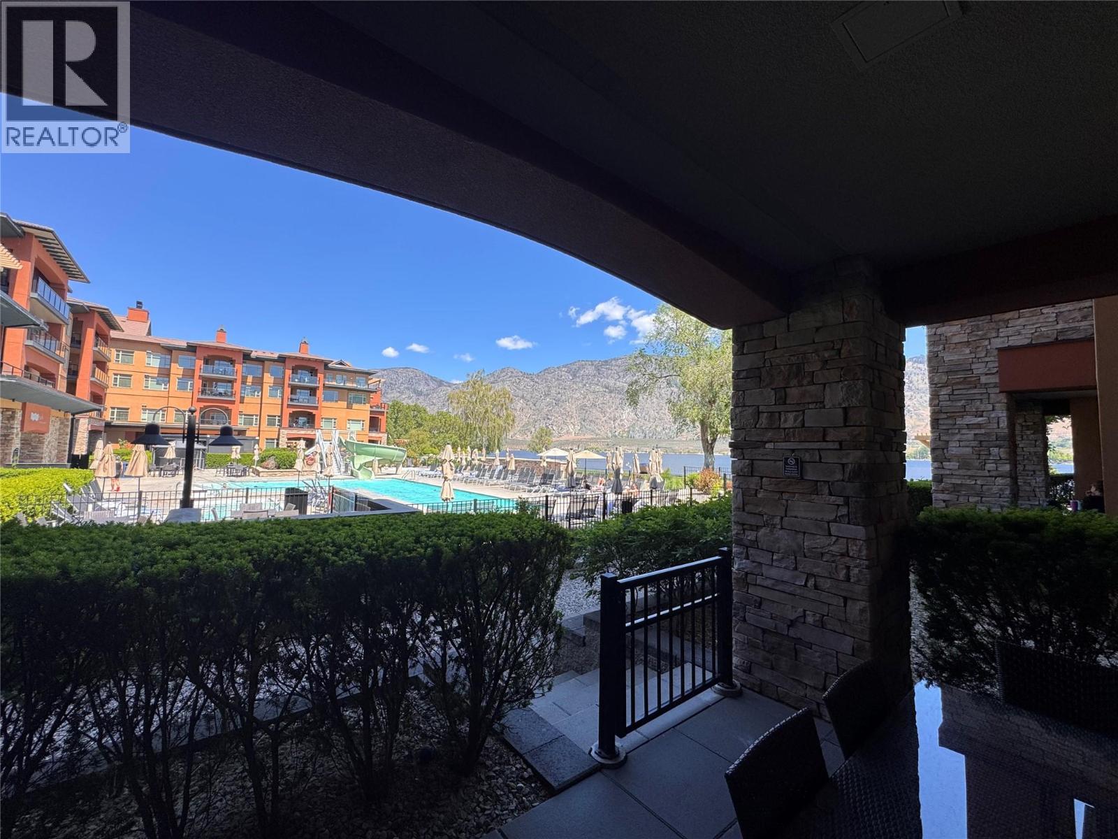 #113 15 Park Place - 21