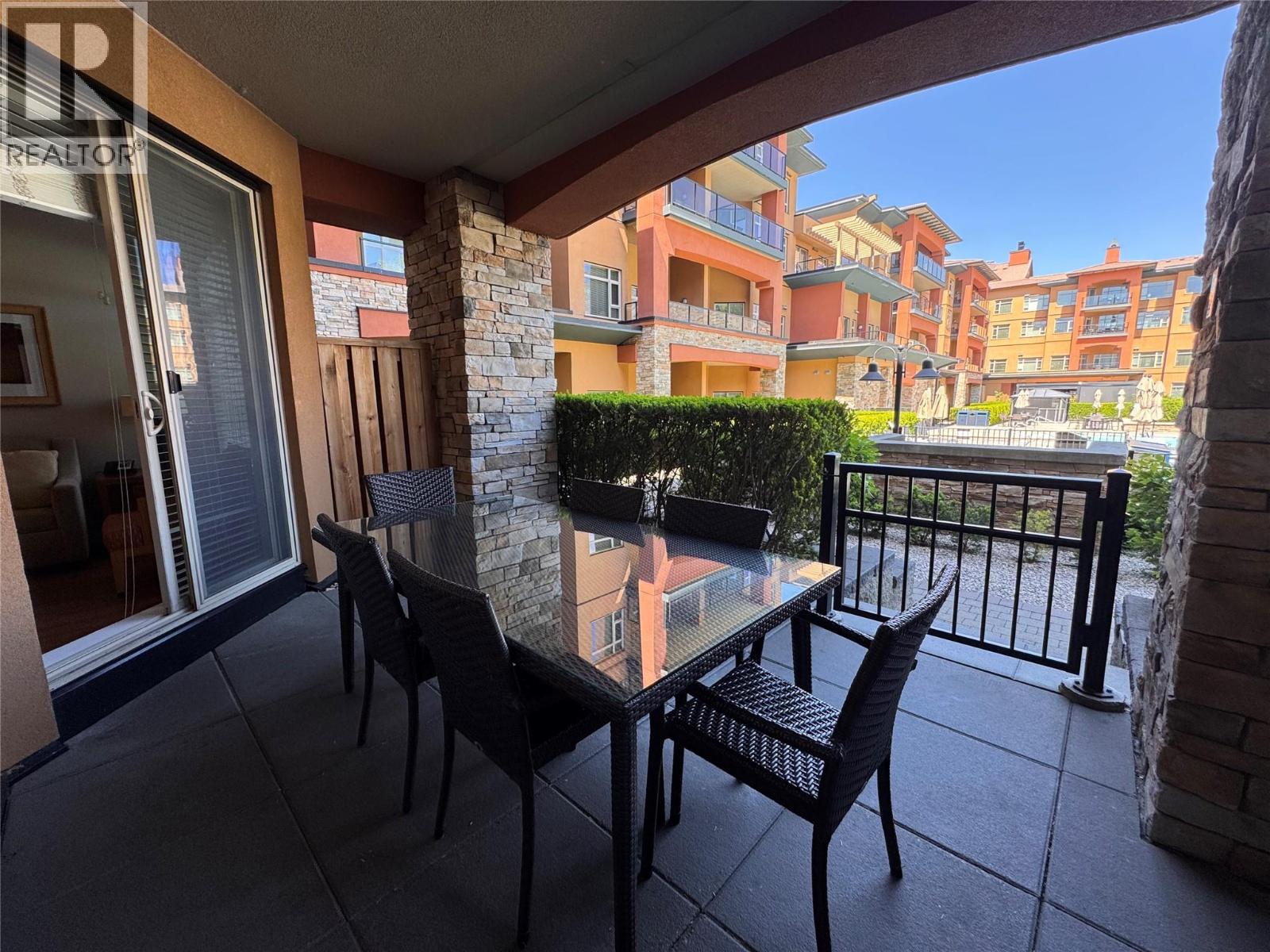 #113 15 Park Place - 20