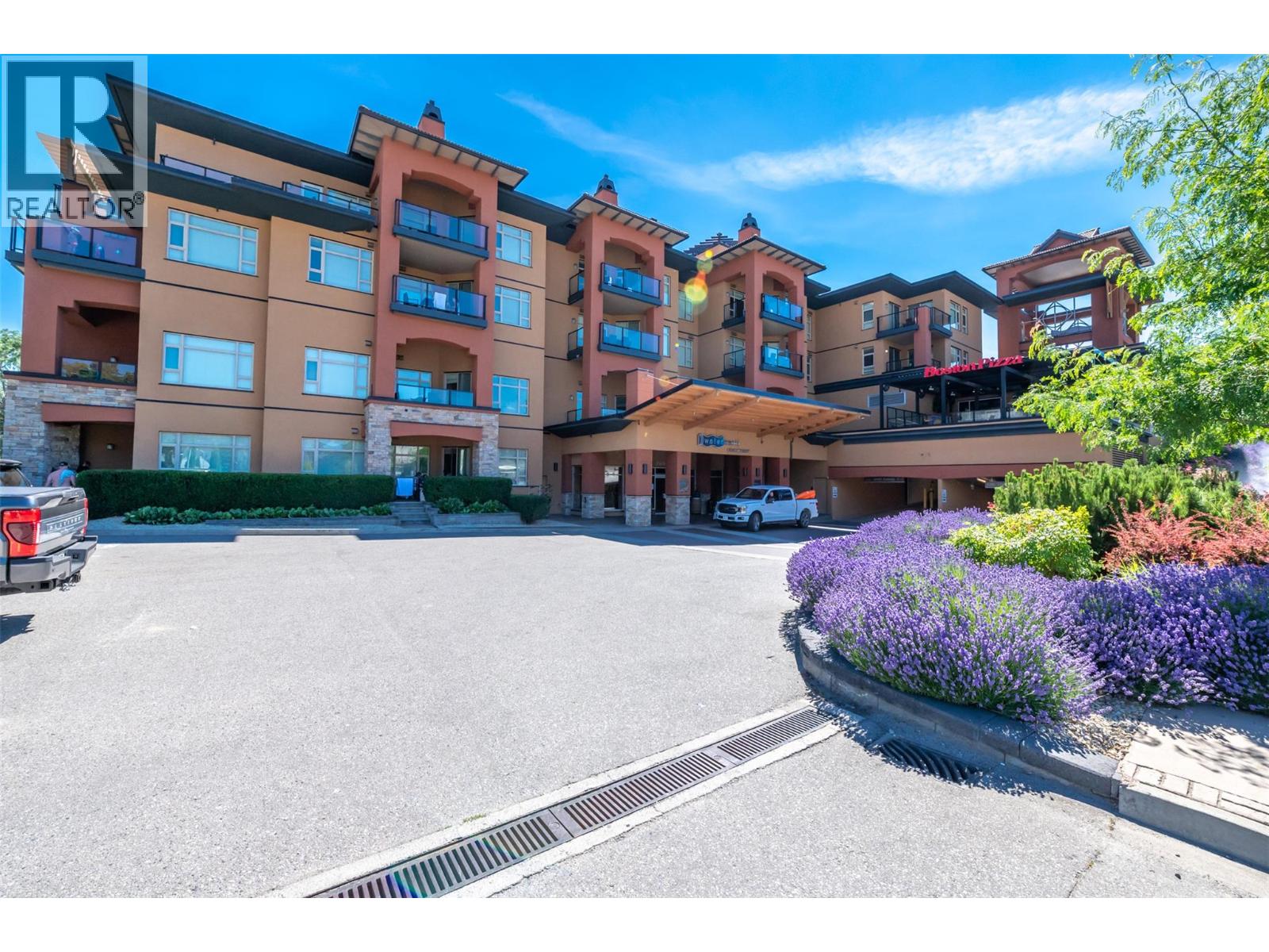 #113 15 Park Place - 37