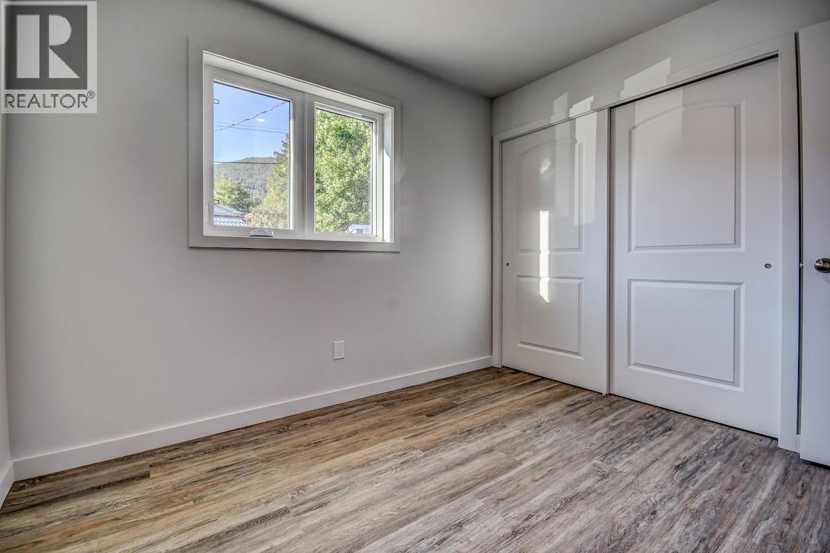 1916 Canyon Street - 19