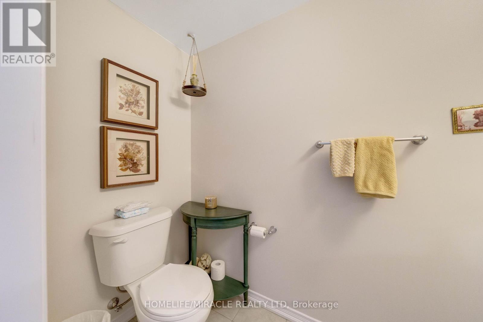 96 ESTHER CRESCENT S - 4