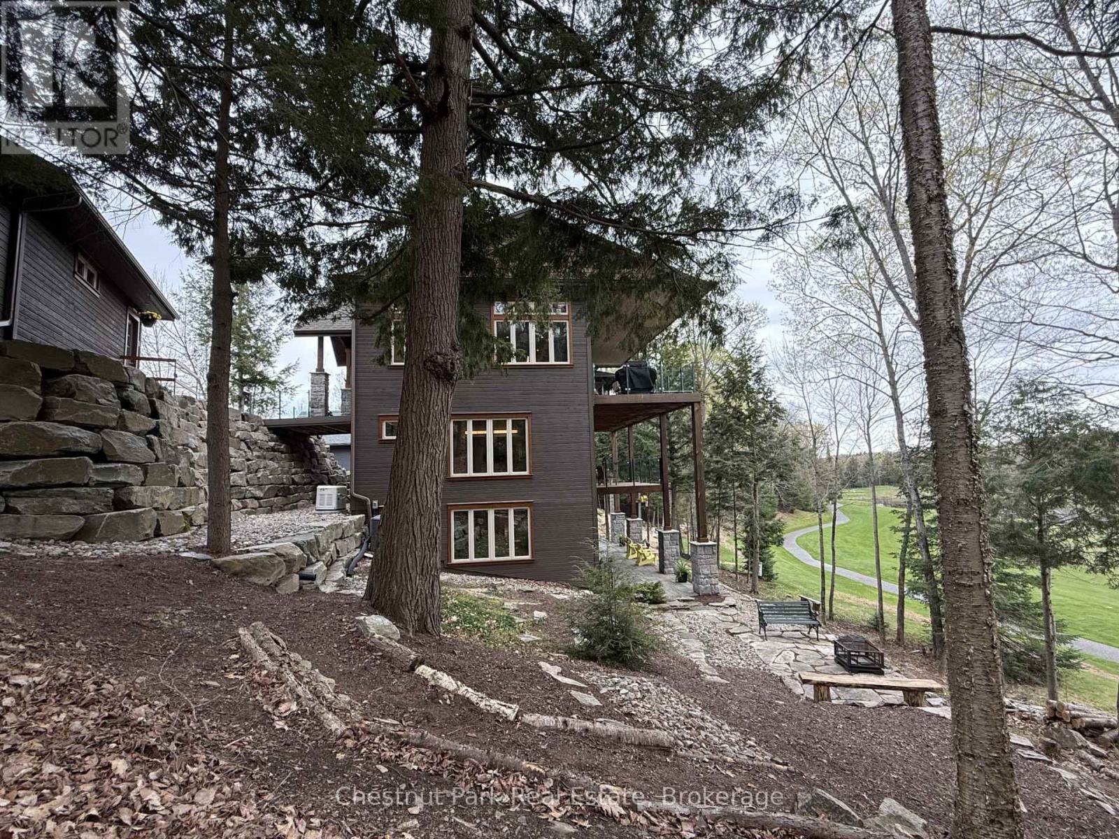 41 CLUBHOUSE DRIVE - 10