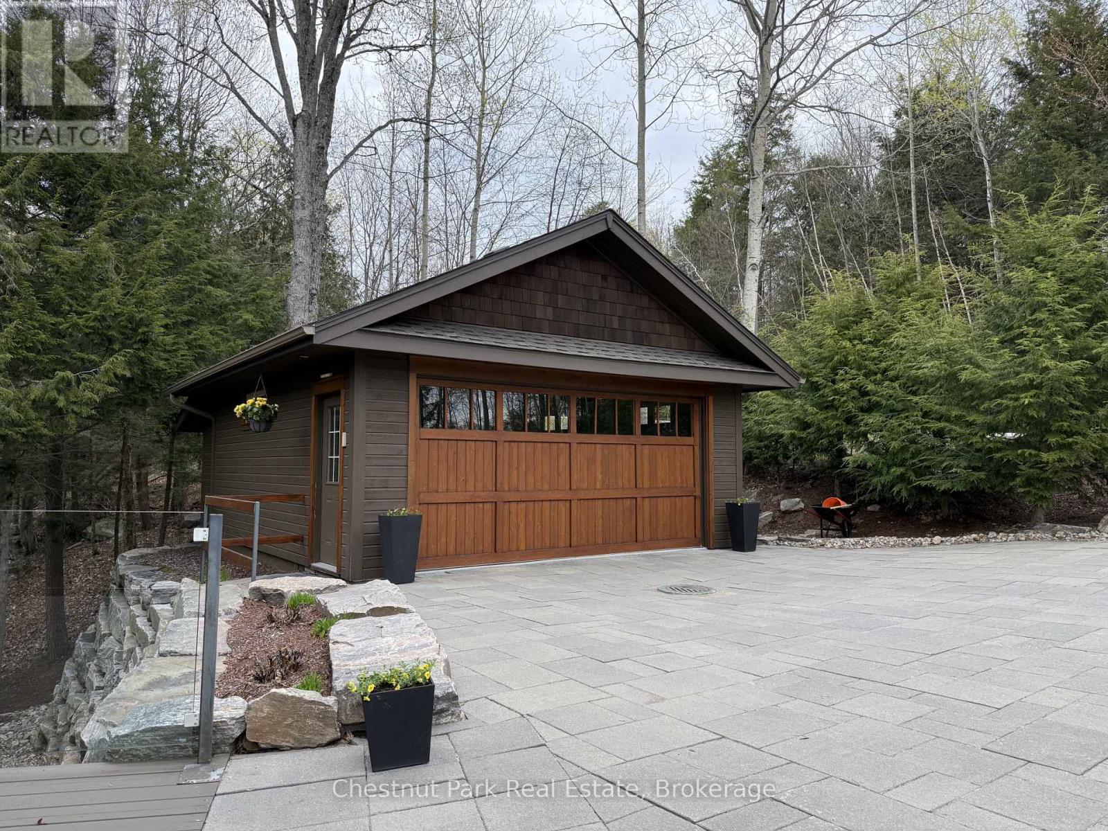 41 CLUBHOUSE DRIVE - Image 7