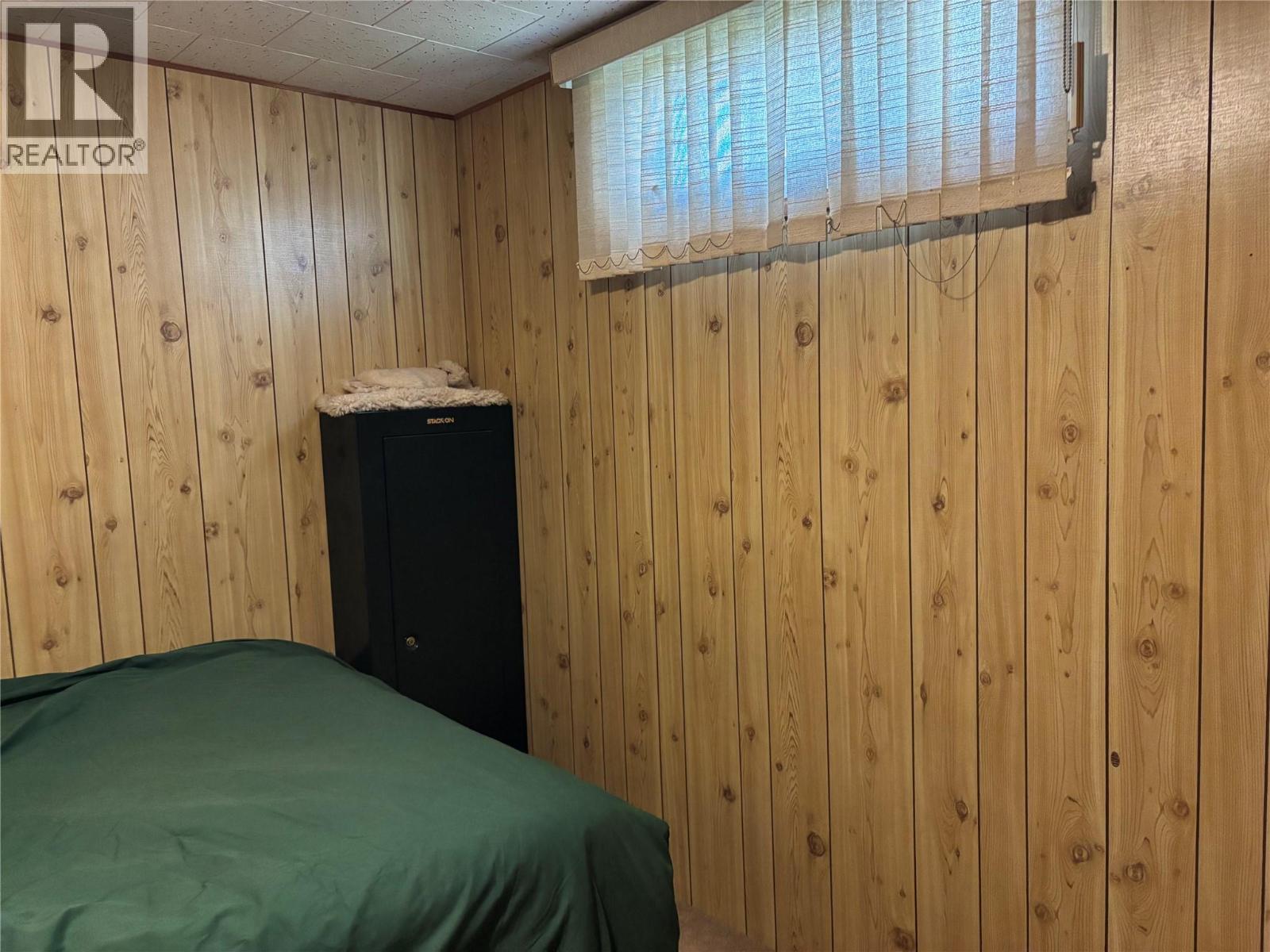 1047 REGAN Crescent - 11