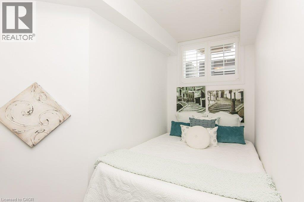 #48 403 WESTWOOD Drive - Image 32