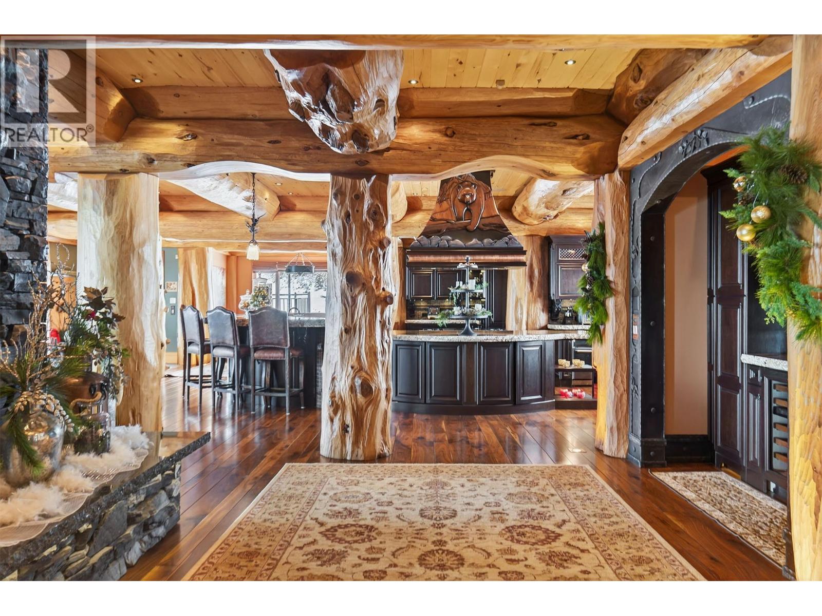 525 Feathertop Way, Big White