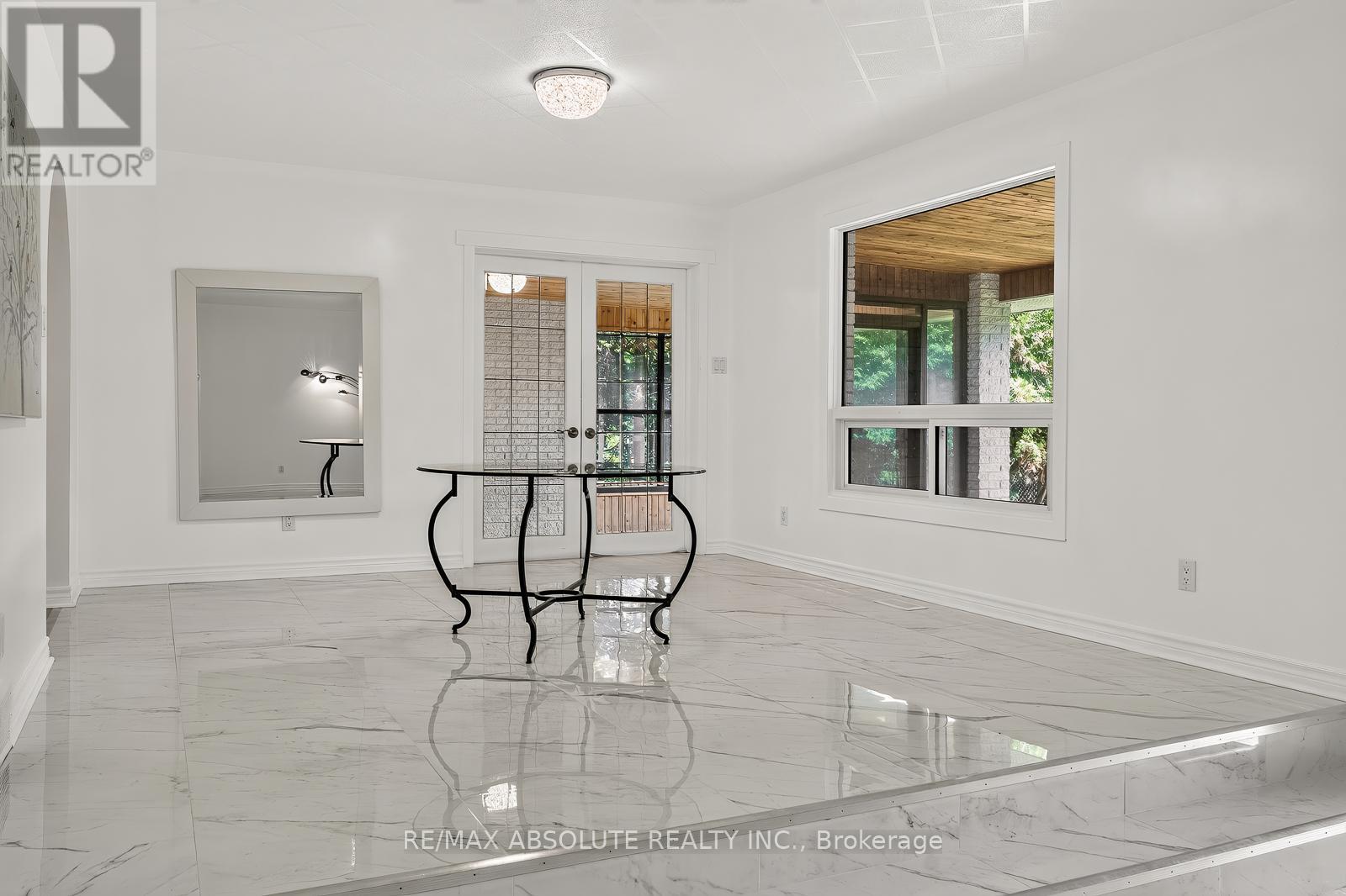 1444 NORMANDY CRESCENT - 17
