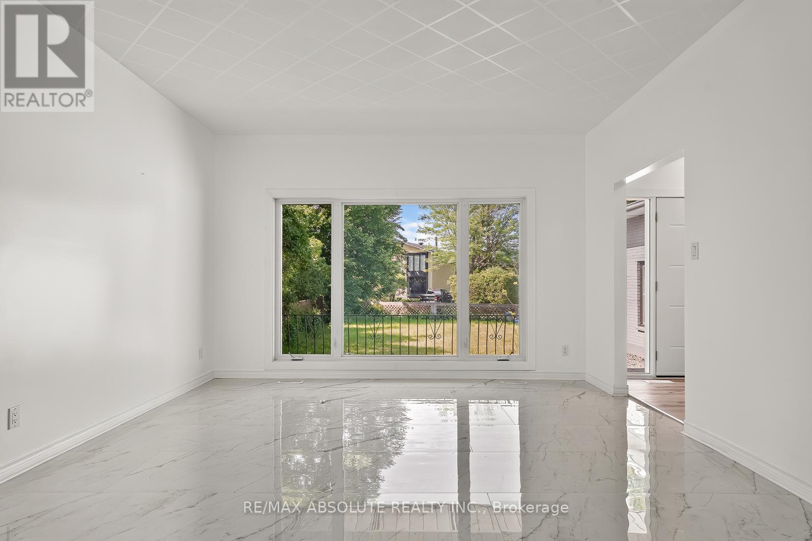 1444 NORMANDY CRESCENT - 22