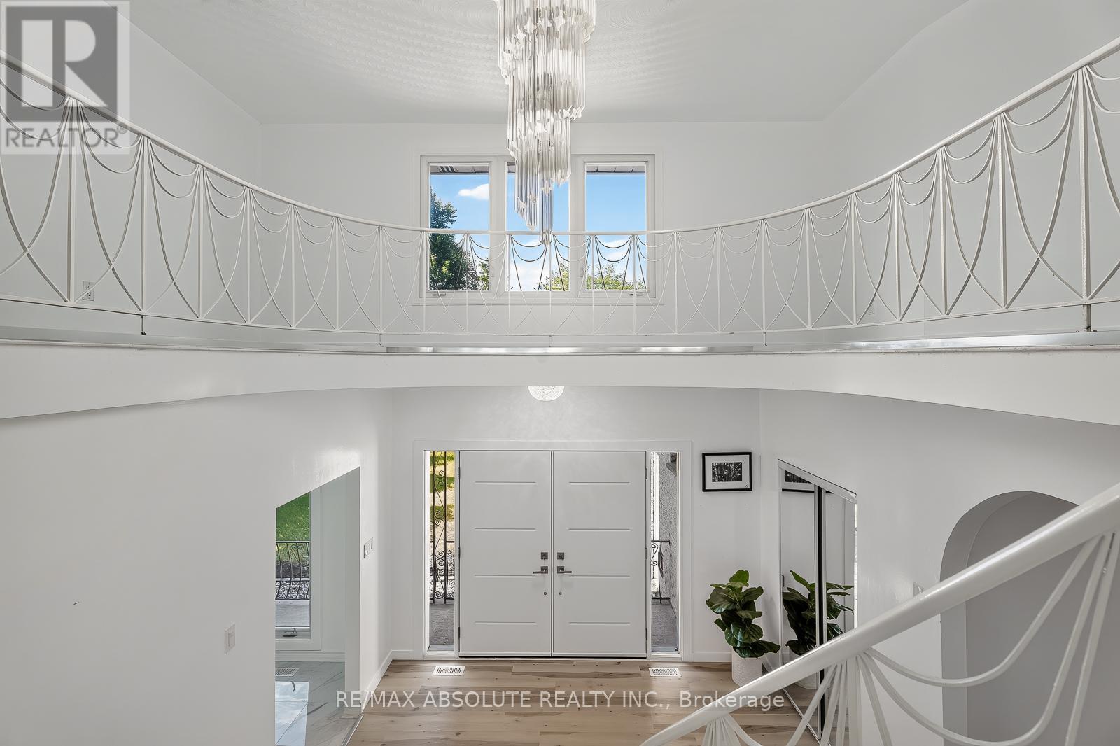 1444 NORMANDY CRESCENT - 26