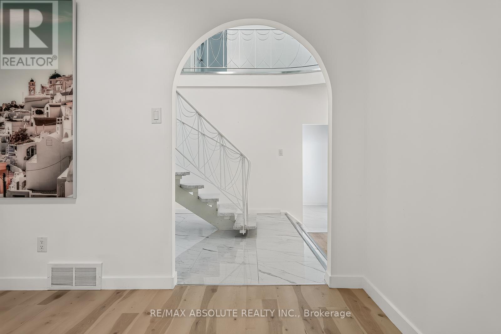 1444 NORMANDY CRESCENT - 7