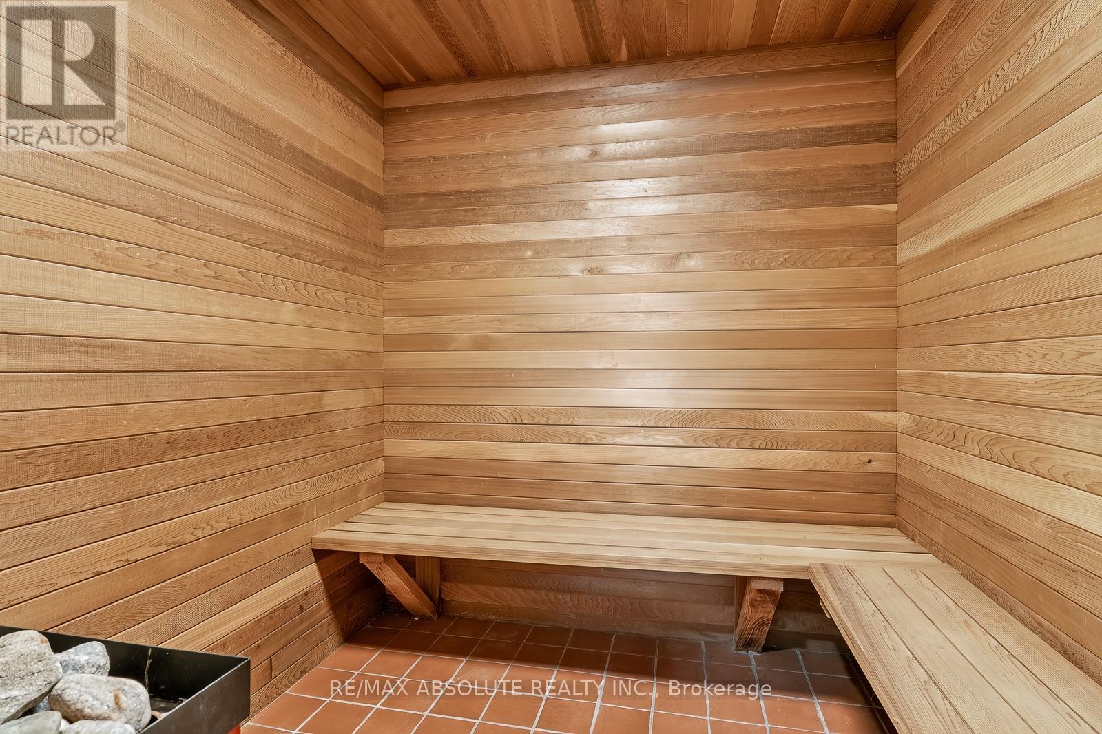 1444 NORMANDY CRESCENT - Image 42