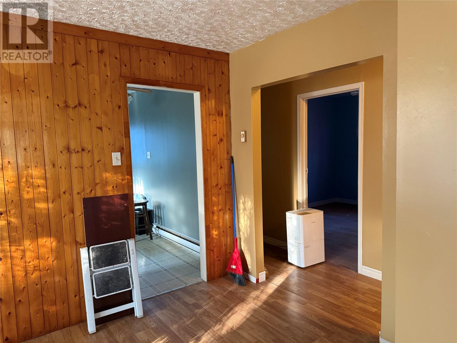 7 A Fourth Avenue - 6