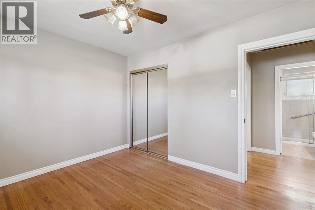 8028 5 Street SW - 12