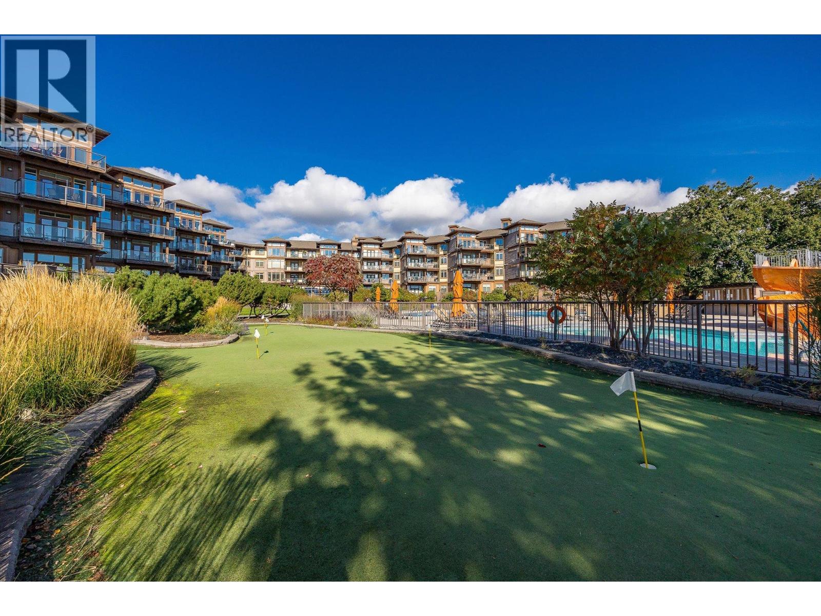 407 4205 Gellatly Road, West Kelowna