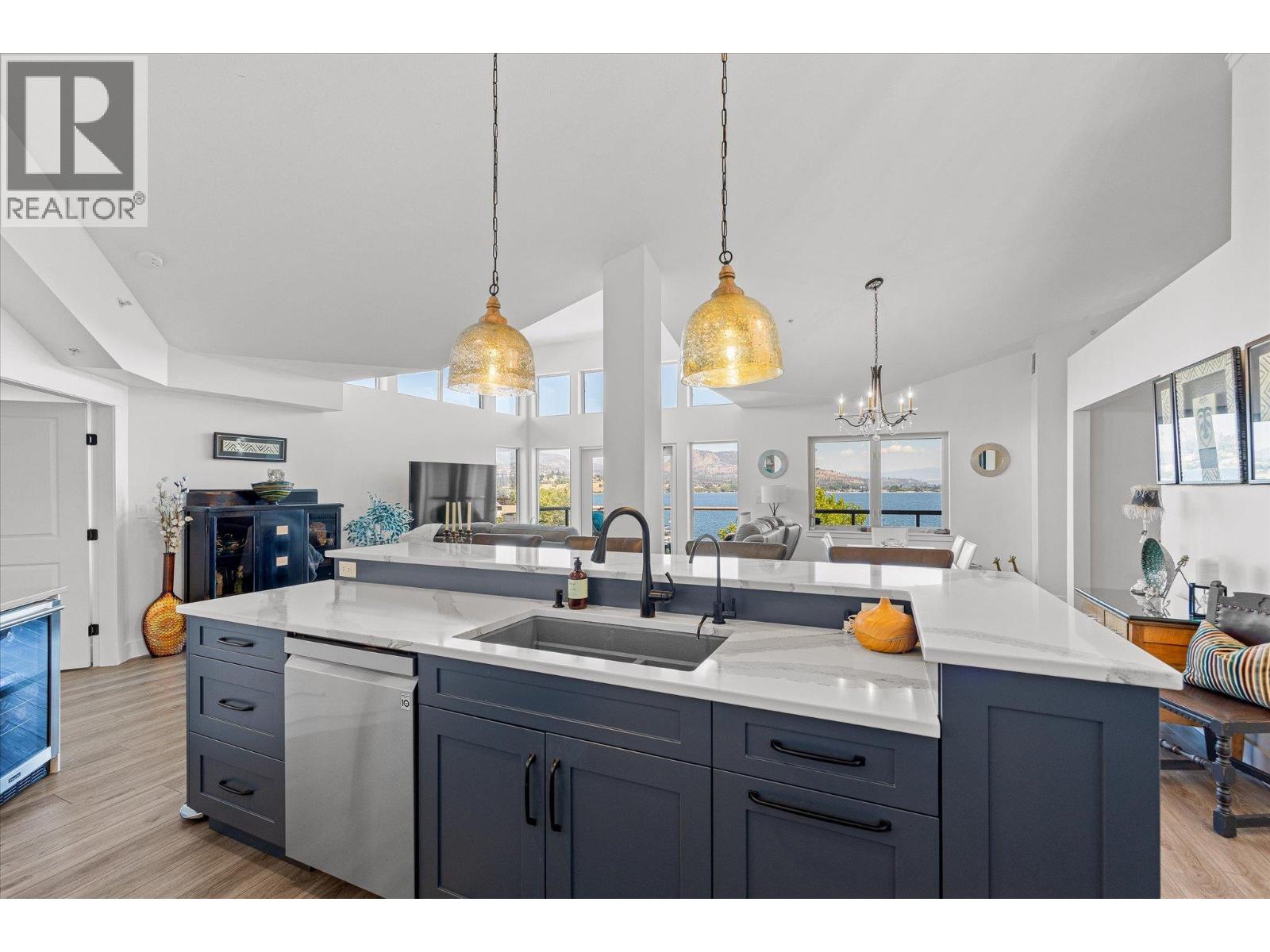 407 4205 Gellatly Road, West Kelowna