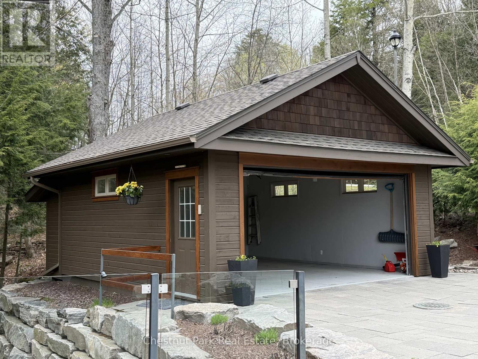 41 CLUBHOUSE DRIVE - Image 45