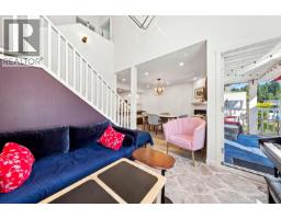 203 1513 Bowser Avenue, North Vancouver, BC V7P2Y4 Photo 7