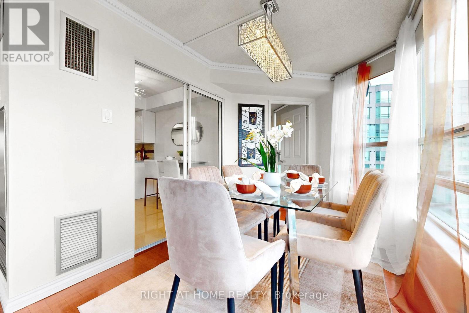 #1120 7805 BAYVIEW AVENUE - 18