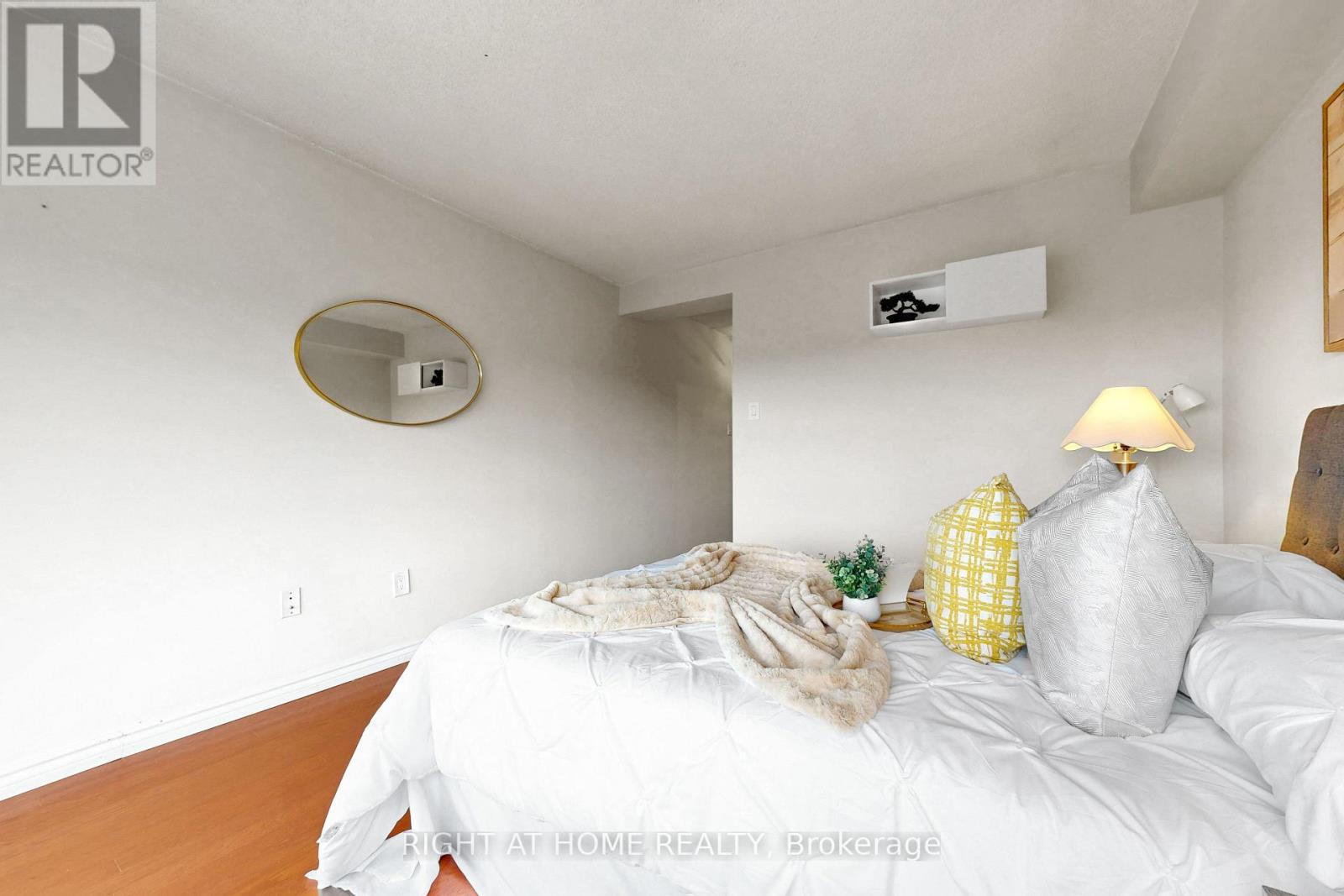 #1120 7805 BAYVIEW AVENUE - 23