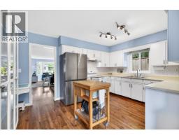 23425 Whippoorwill Avenue, Maple Ridge, BC V2X9L8 Photo 18