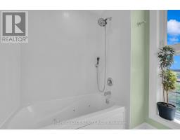 602 - 300 Essa Road, Barrie, ON L9J0B9 Photo 24
