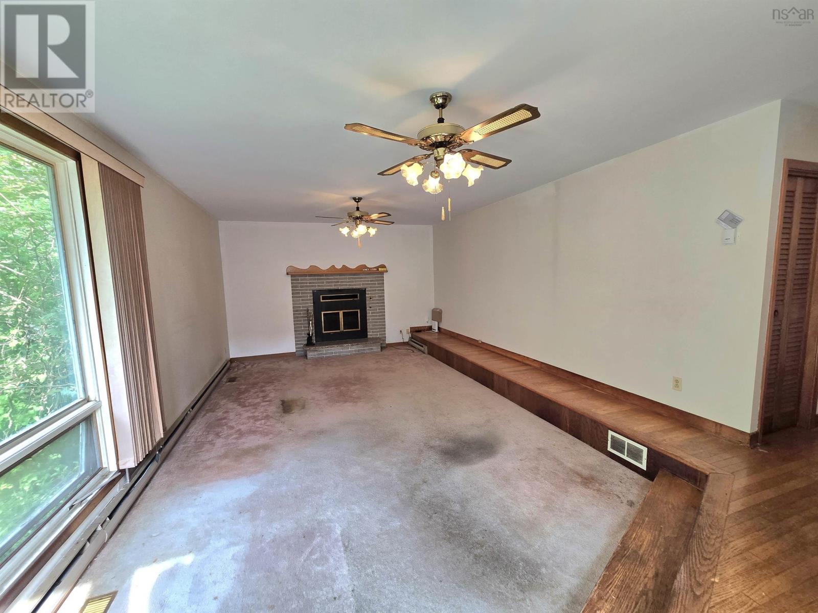 Property 20 of 36 of 78/80 Glenwood Avenue