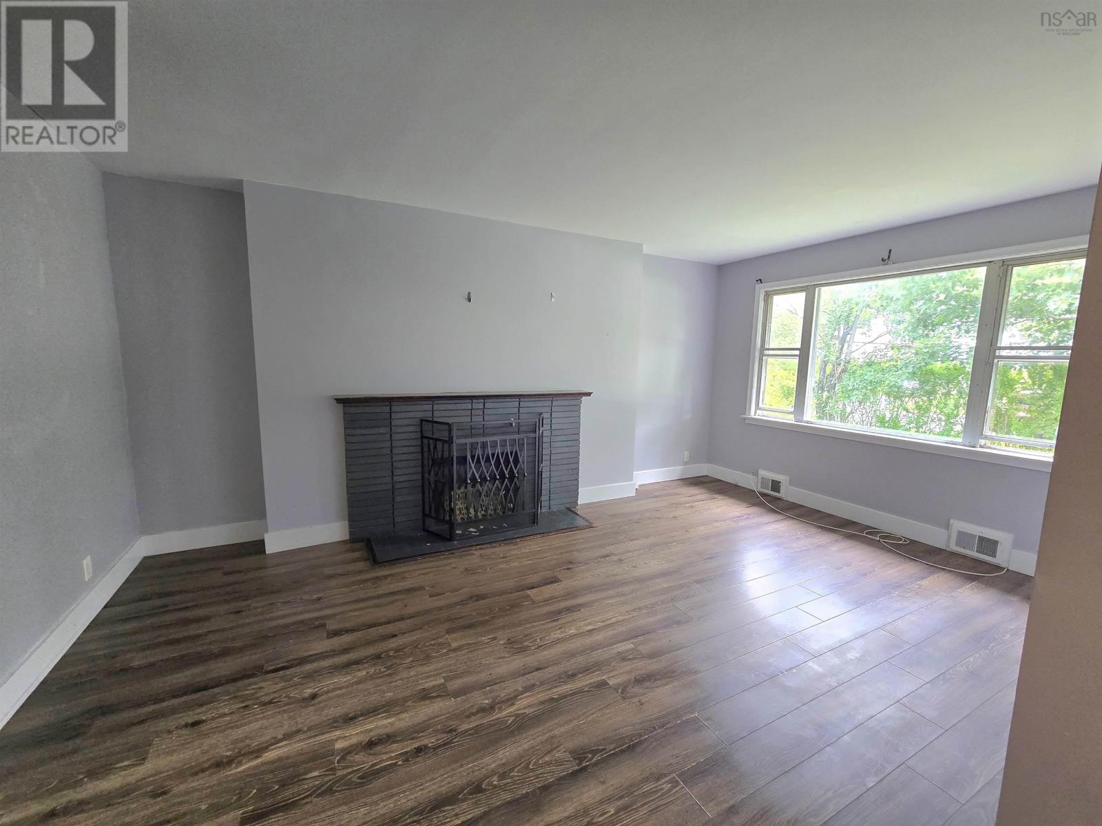 Property 3 of 36 of 78/80 Glenwood Avenue
