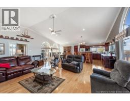 2769 Main Street, photo 6
