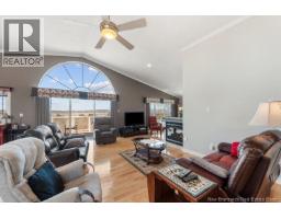 2769 Main Street, photo 9