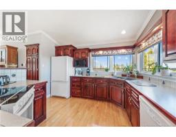 2769 Main Street, photo 13
