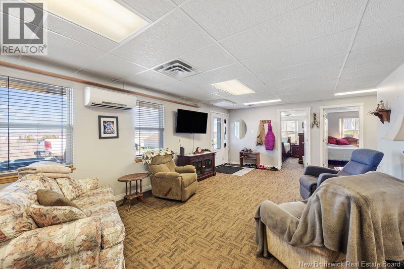 2769 Main Street - Image 31