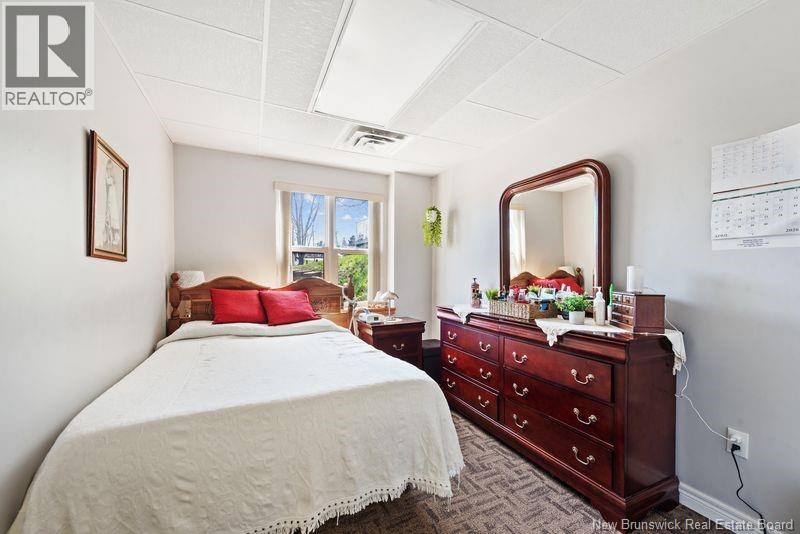 2769 Main Street - Image 33