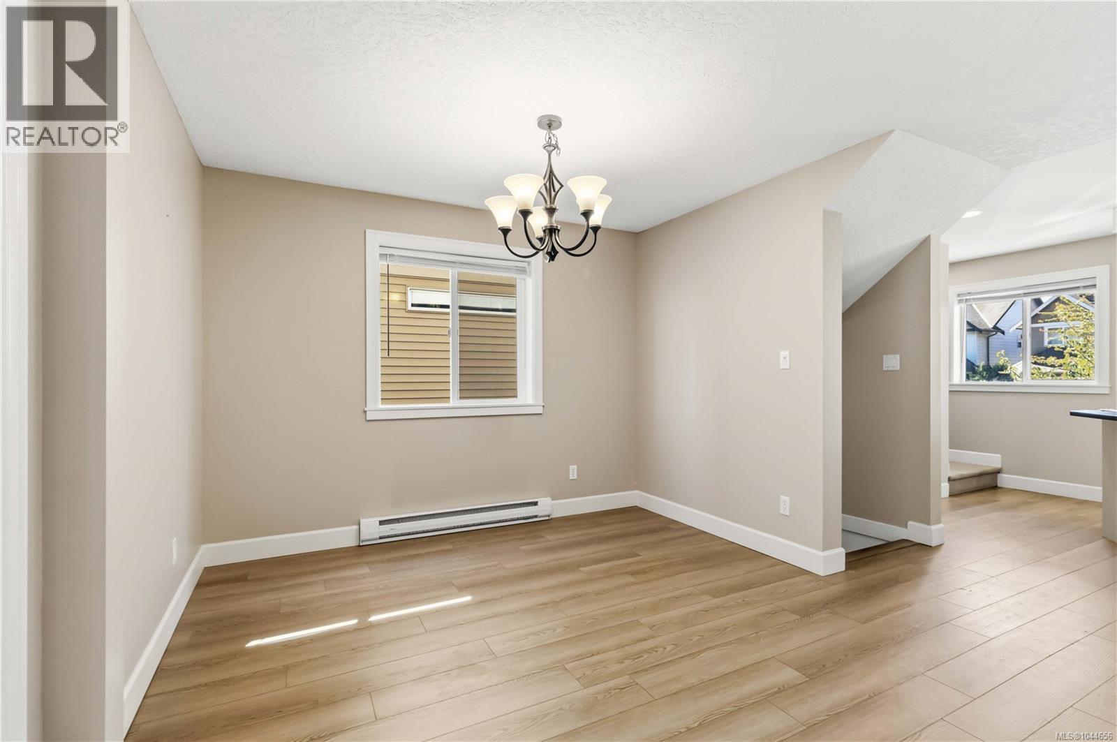 2085 Solent Rd N - Image 10
