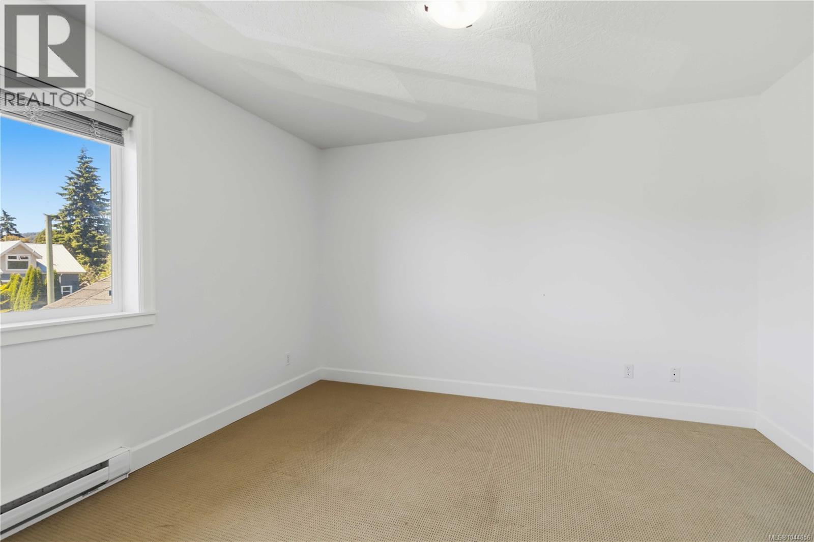 2085 Solent Rd N - Image 21