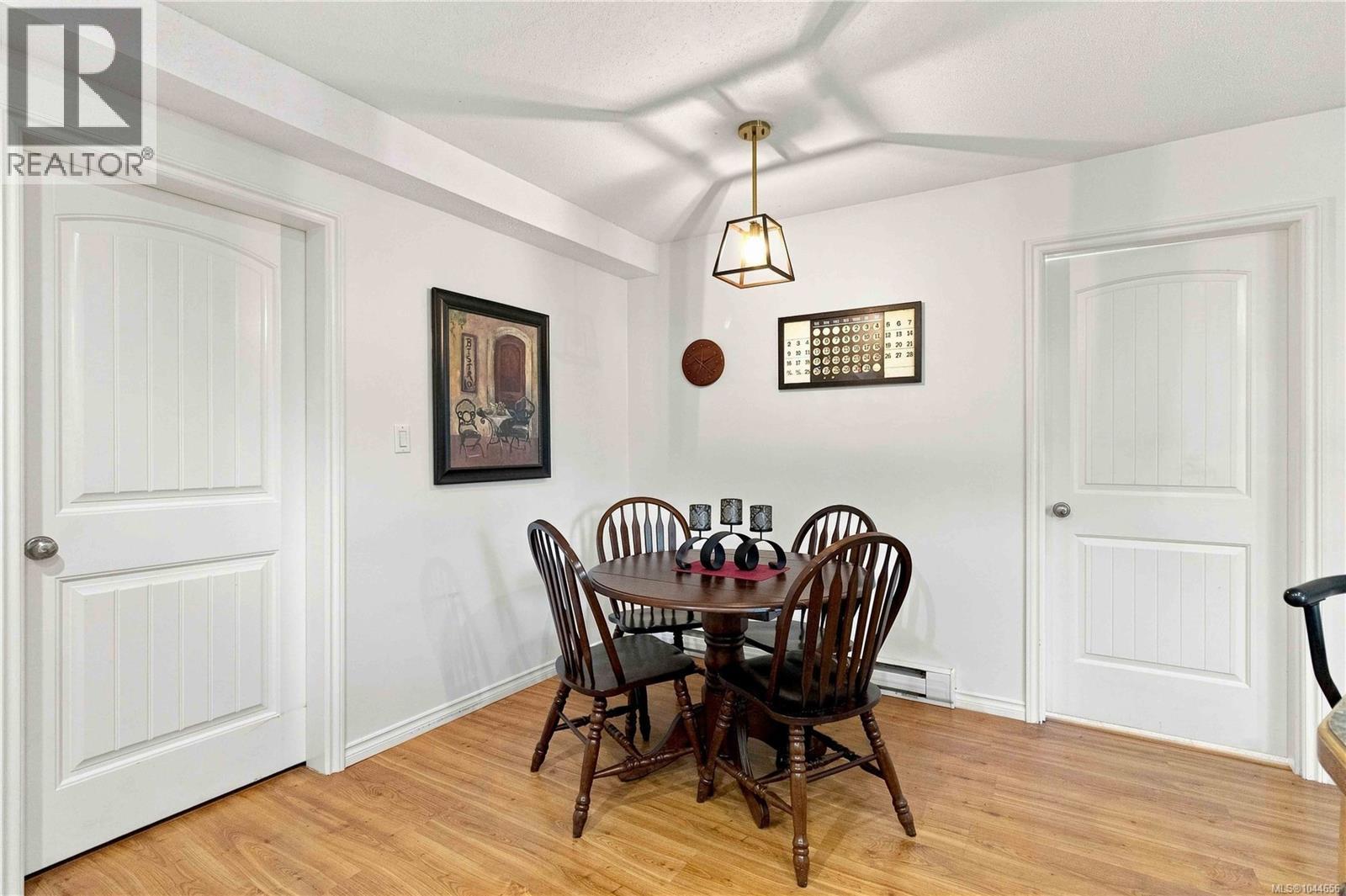 2085 Solent Rd N - Image 51