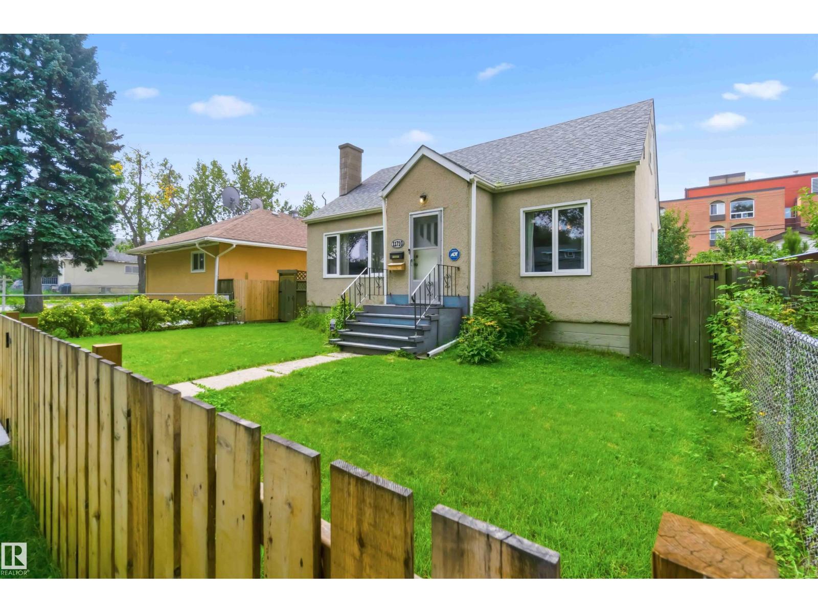 11710 94 Street NW photo 3 — MLS® E4505504