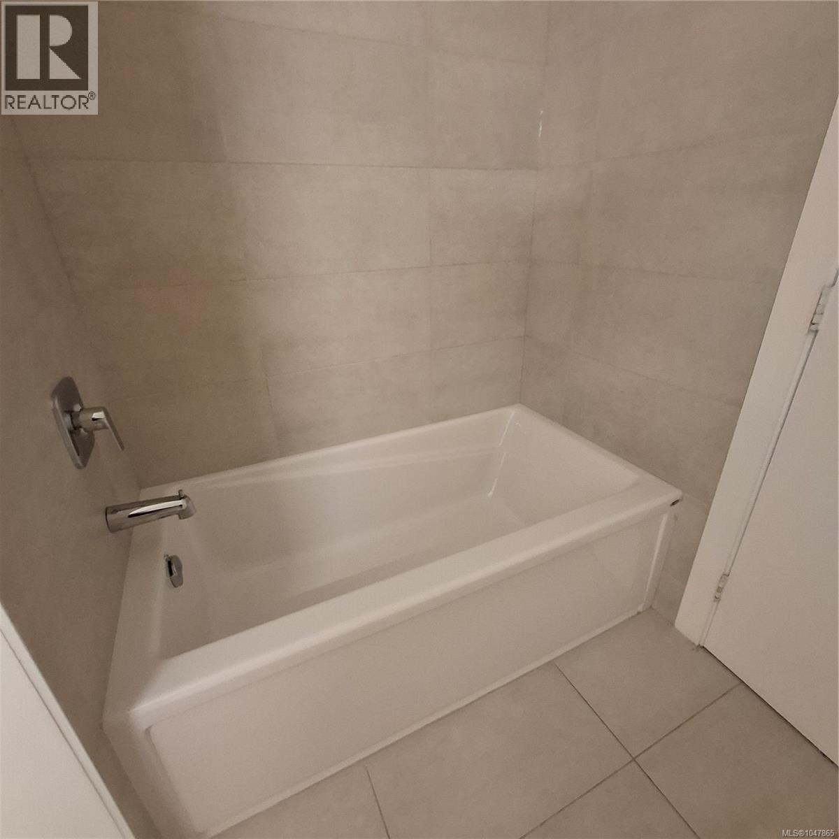 #8 2330 Sooke Rd - 34