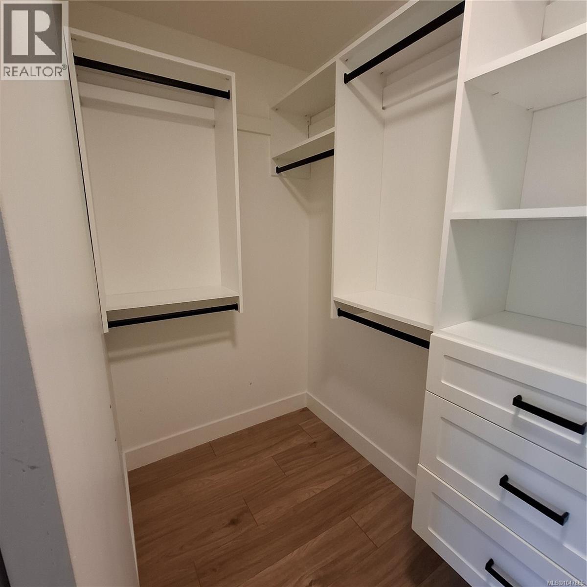 #8 2330 Sooke Rd - Image 49