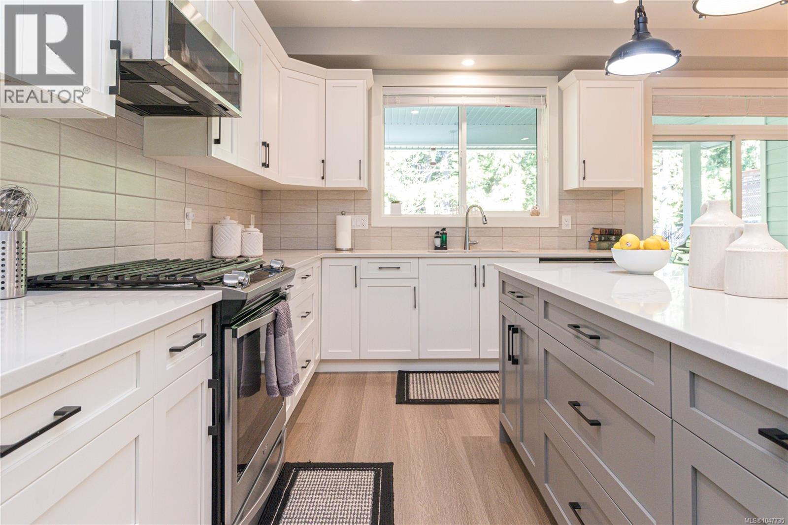 2121 Triangle Trail - Image 16
