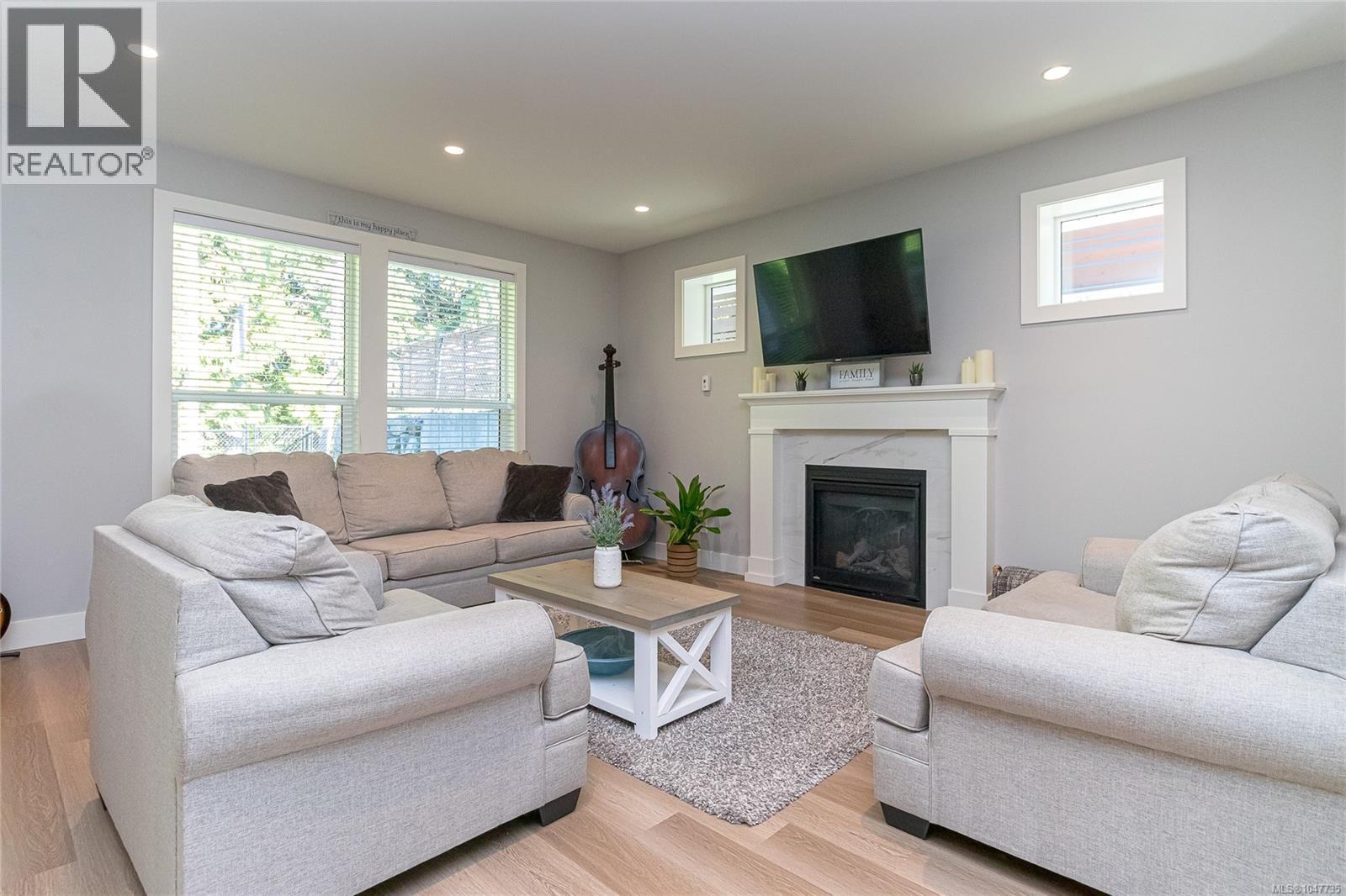 2121 Triangle Trail - Image 4