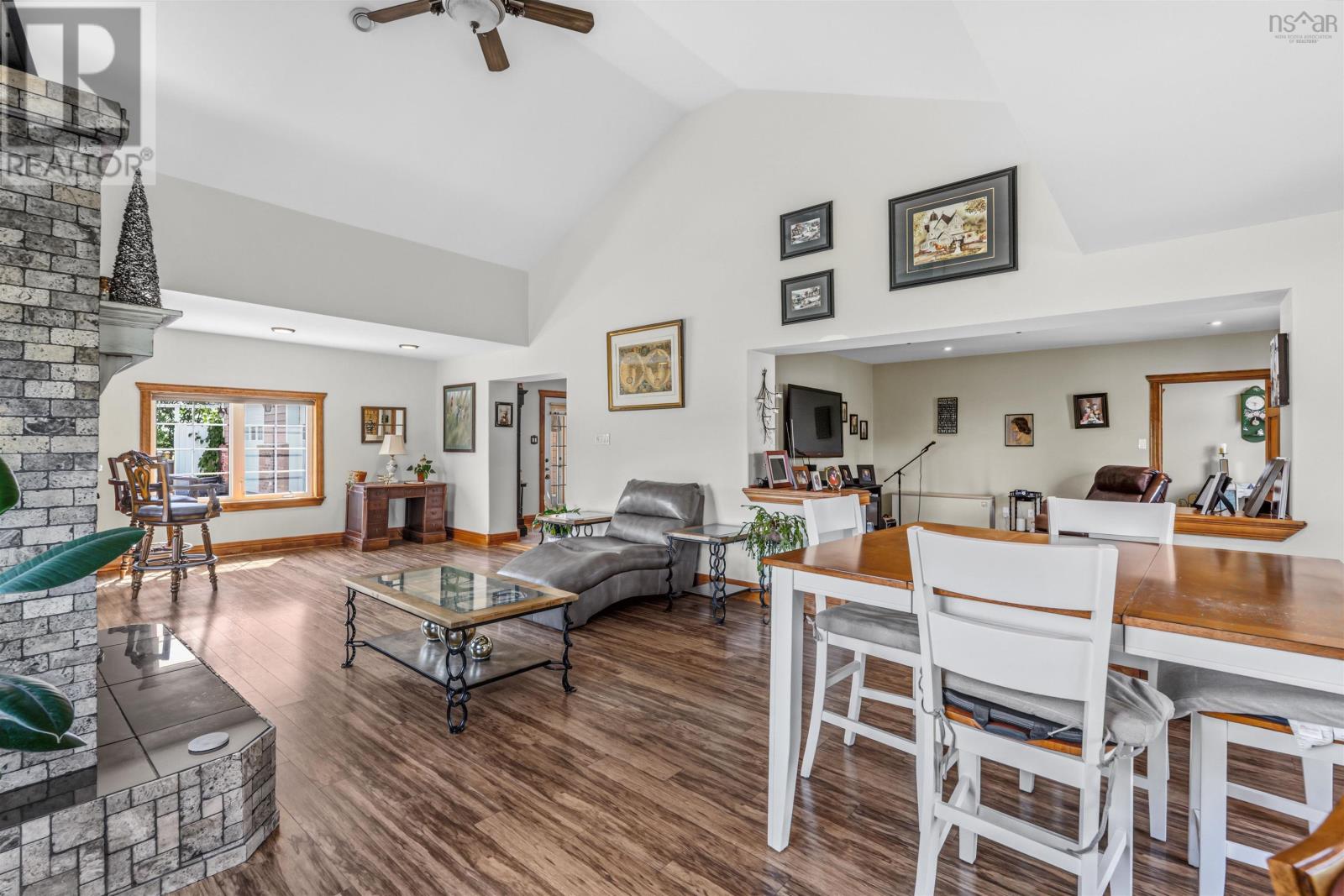 Property 30 of 49 of 10301 Highway 215 South Maitland